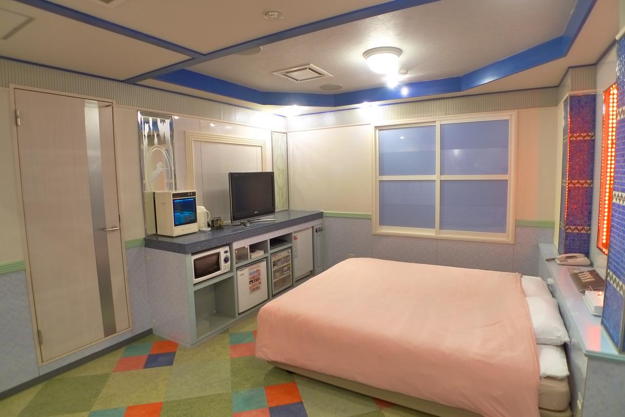 Resort Inn Golf Gotemba (Adults Only) Exteriör bild