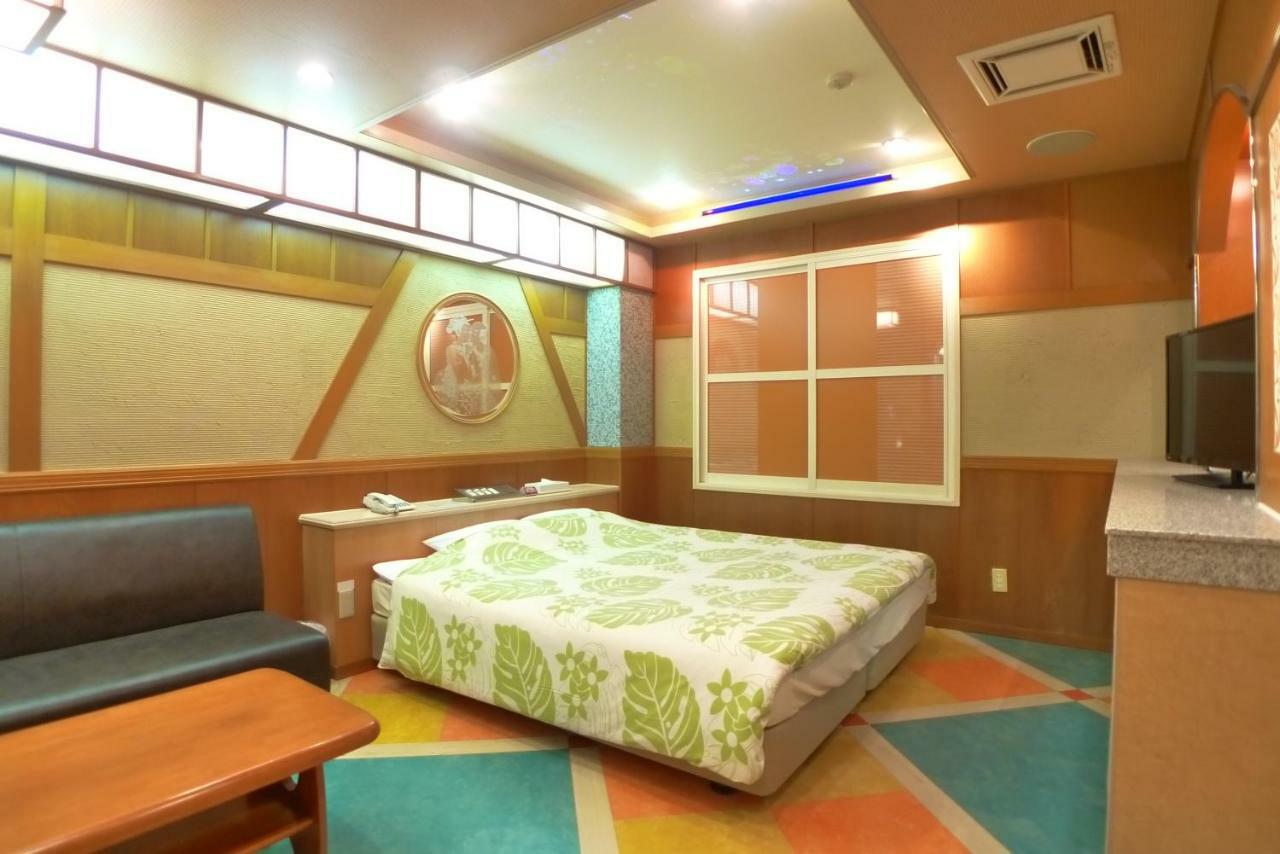 Resort Inn Golf Gotemba (Adults Only) Exteriör bild